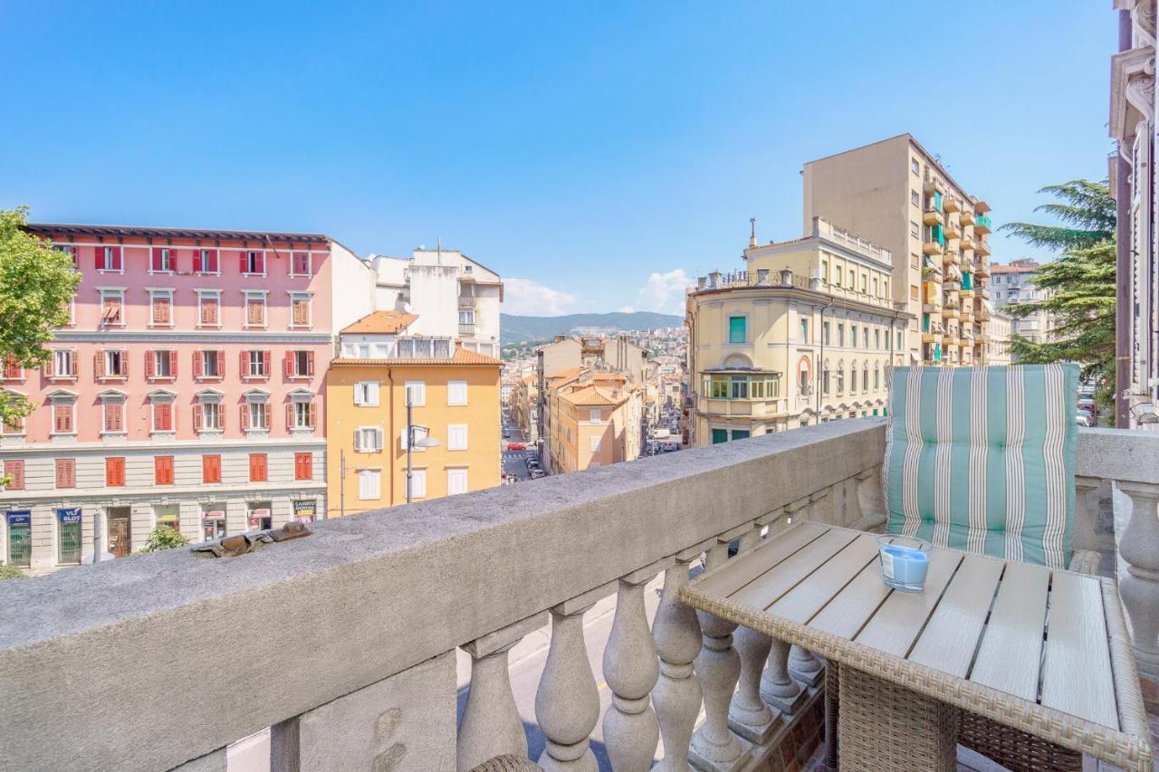 James Joyce Luxury Apartment Триест Экстерьер фото